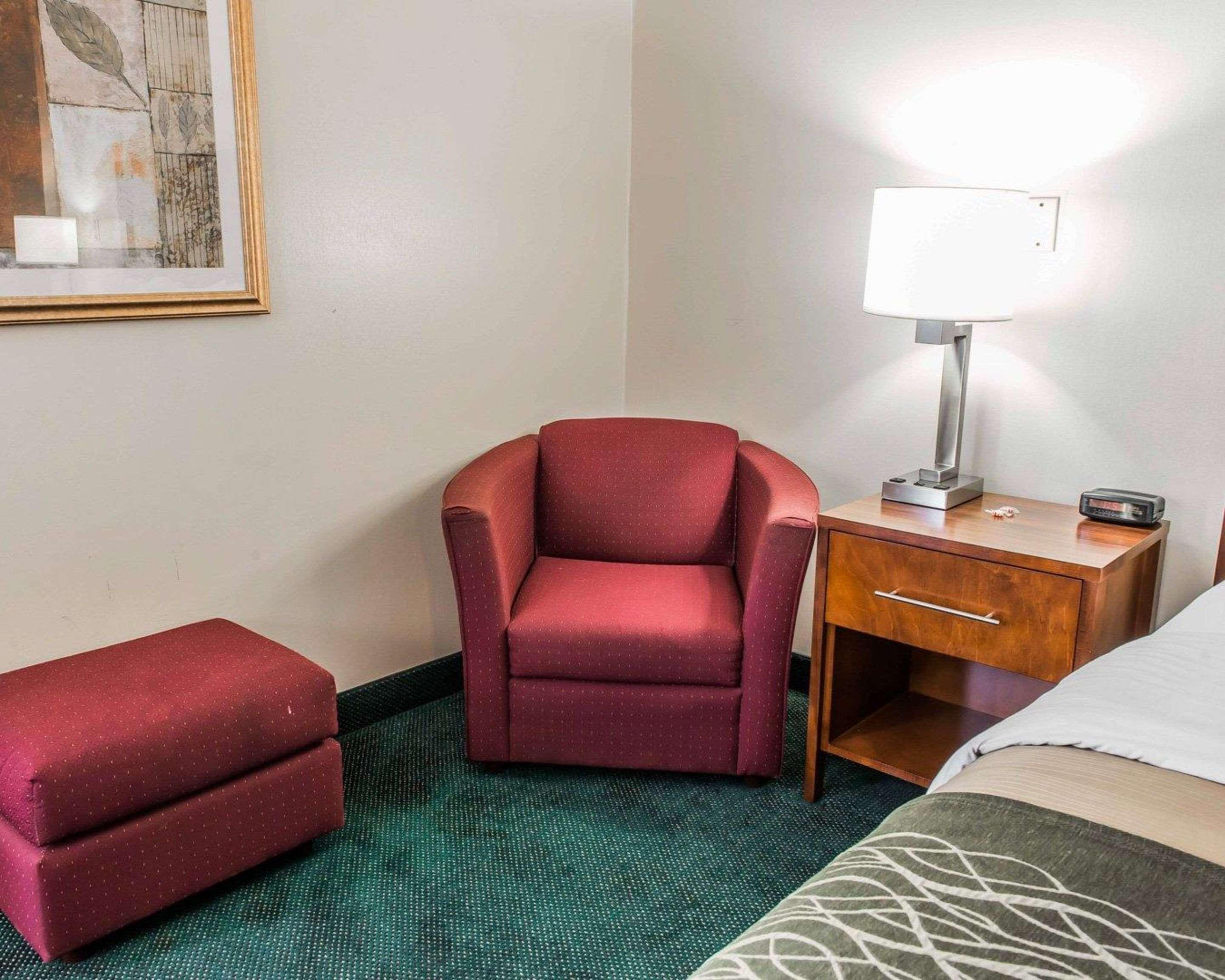 Quality Inn Waynesburg Экстерьер фото