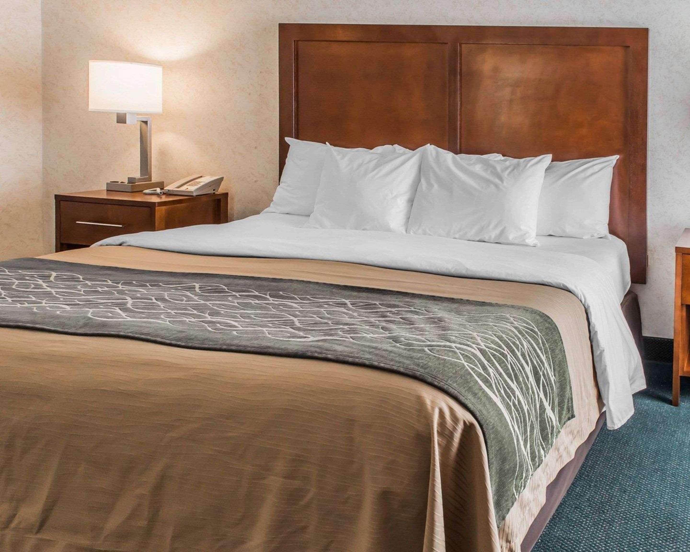 Quality Inn Waynesburg Экстерьер фото