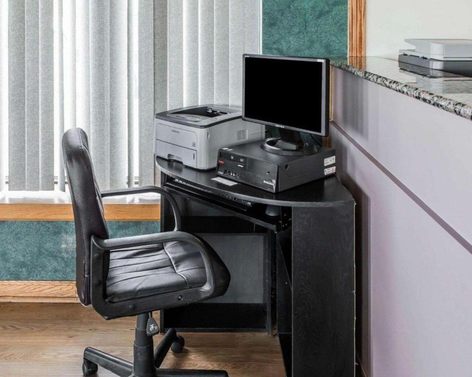 Quality Inn Waynesburg Экстерьер фото